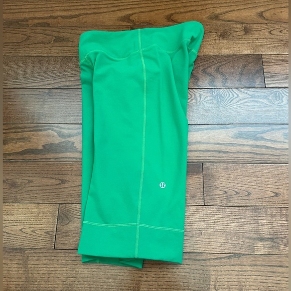 Y2K Original Lululemon Capri Yoga Pant - Picture 7 of 7